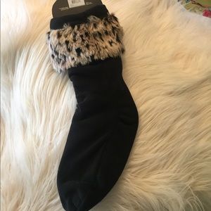 NWT  STEVE MADDEN LEOPARD BLK BOOT LINER‎